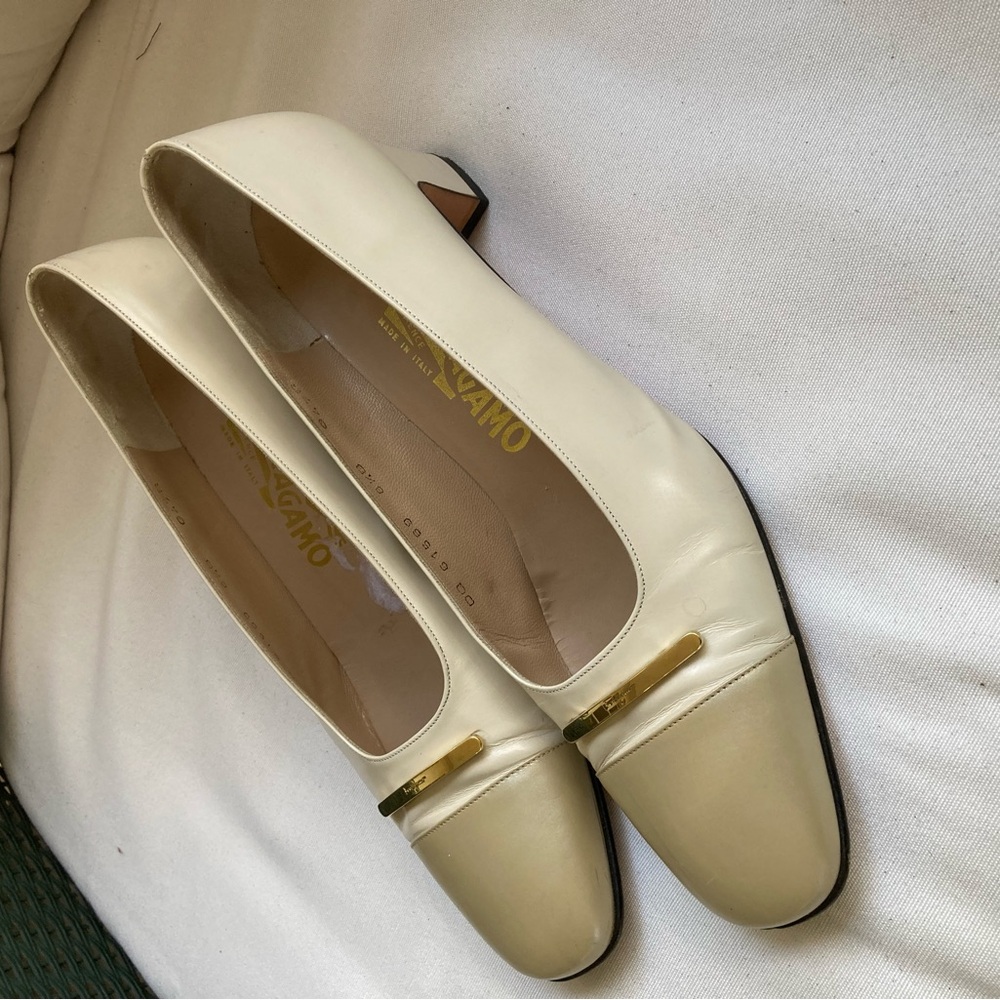 Ferragamo Heels with Gold Detail